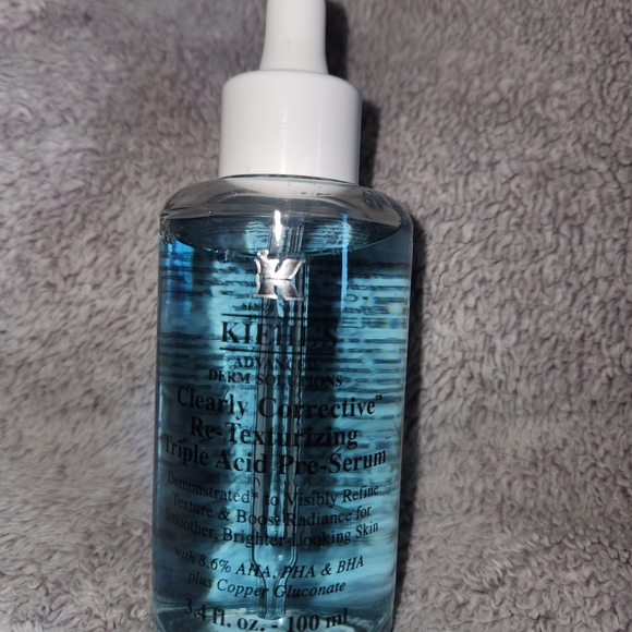 Kiehl's Clearly Corrective Blue Pre-Serum